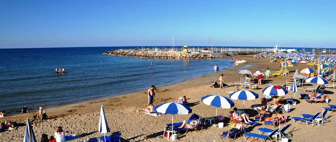 Κρήτη: Απόπειρα βιασμού σημειώθηκε σε παραλία του Ηρακλείου- Επίθεση σε δύο τουρίστριες